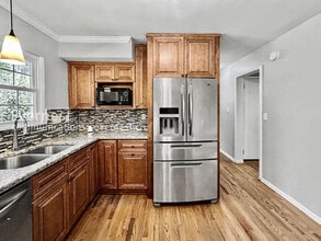 3829 Captain Dr in Atlanta, GA - Building Photo - Building Photo