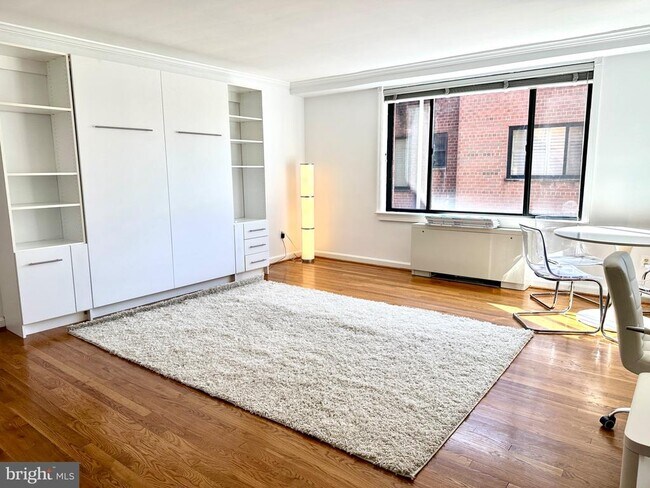 5112 MacArthur Blvd NW in Washington, DC - Building Photo - Building Photo