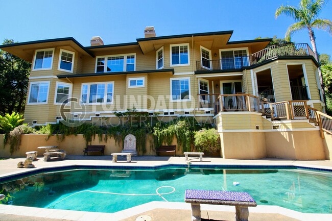 6 Leona Dr in San Rafael, CA - Building Photo - Building Photo