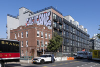 385 Union in Brooklyn, NY - Building Photo - Building Photo