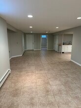 27 Southview Cir in Lake Grove, NY - Building Photo - Building Photo