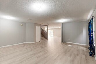 10804 Braemoor Dr in Haslet, TX - Foto de edificio - Building Photo