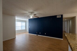 5156 Conroy Rd in Orlando, FL - Building Photo - Building Photo