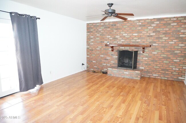 3035 W Angela Dr in Phoenix, AZ - Building Photo - Building Photo