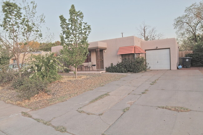 4822 Idlewilde Ln SE in Albuquerque, NM - Building Photo - Building Photo