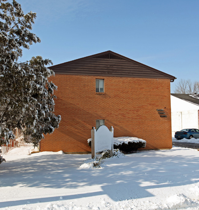 Salem Park Apartments in Dayton, OH - Building Photo - Building Photo