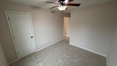 809 Timbers Ct in Columbia, MO - Building Photo - Building Photo