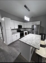 2807 W Jackson Blvd, Unit 2 in Chicago, IL - Building Photo - Building Photo