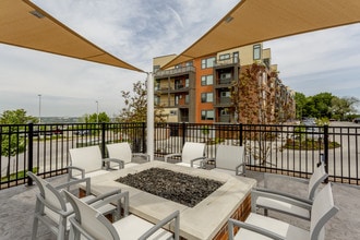 Apex On Quality Hill in Kansas City, MO - Foto de edificio - Building Photo