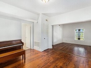 703 W Dowland St in Ludington, MI - Building Photo - Building Photo