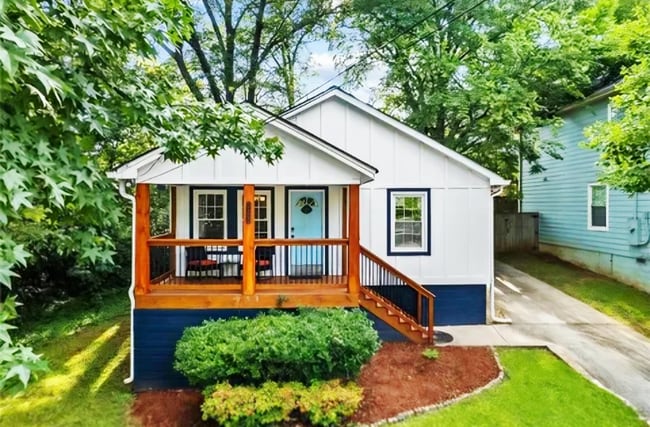 property at 953 Garibaldi St SW