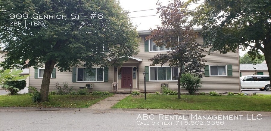 909 Genrich St-Unit -#6 in Wausau, WI - Building Photo