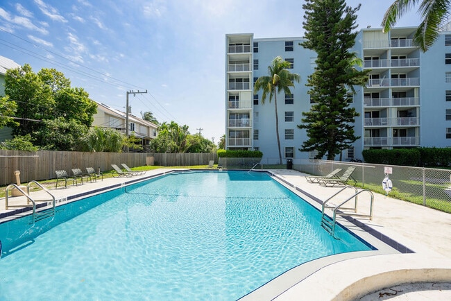 3312 Northside Dr, Unit 712 in Key West, FL - Building Photo - Building Photo