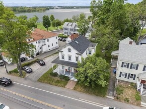 7 Salem St, Unit 7A in Wakefield, MA - Building Photo - Building Photo