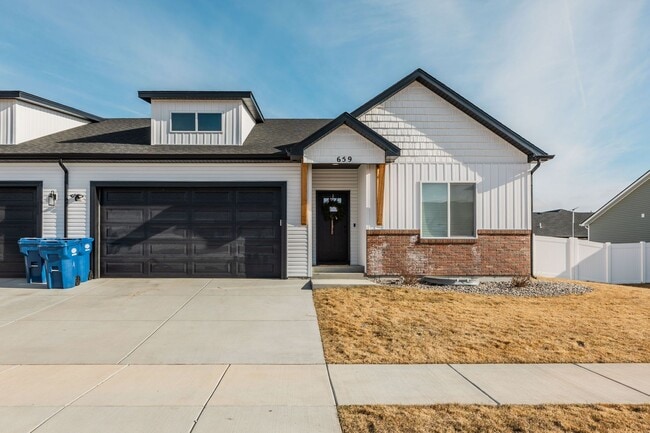 property at 659 Idaho Ave