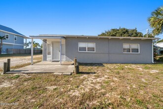 215 Malaga Pl, Unit PH80C in Panama City Beach, FL - Building Photo - Building Photo