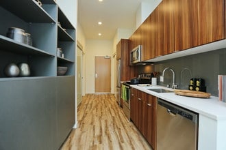 Sitka in Seattle, WA - Foto de edificio - Interior Photo