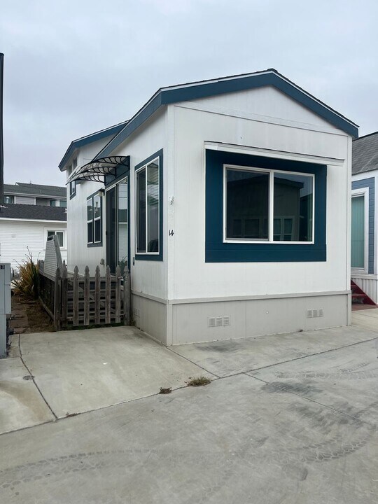 1105 Morro Ave in Morro Bay, CA - Building Photo