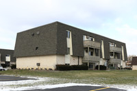 The Crossings in Elyria, OH - Building Photo - Building Photo