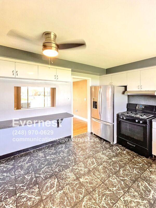 20550 Blackstone Ct in Detroit, MI - Building Photo - Building Photo
