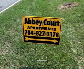 Abbey Court Apartments in Belmont, NC - Building Photo - Building Photo