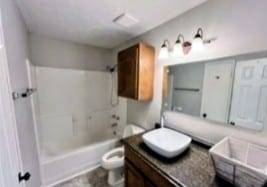 1317 Fernwood Dr in Jackson, MS - Building Photo - Building Photo