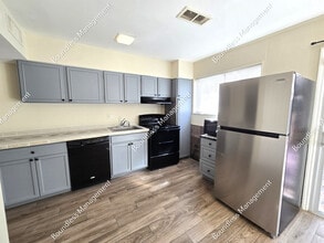 3081 Colonial Way in Chamblee, GA - Building Photo - Building Photo