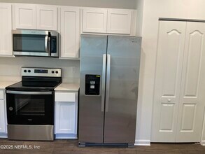 9219 Stony Brk Rd in Jacksonville, FL - Building Photo - Building Photo