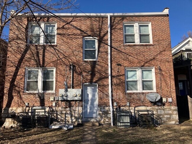 3310 Wyoming St in St. Louis, MO - Building Photo - Building Photo