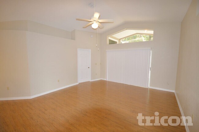 2921 Wilder Creek Cir in Plant City, FL - Foto de edificio - Building Photo