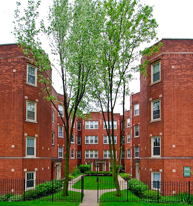 123-129 N. Humphrey Ave. and 38-44 Lake St. in Oak Park, IL - Building Photo