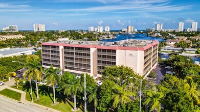 740 S Federal Hwy in Pompano Beach, FL - Building Photo - Building Photo