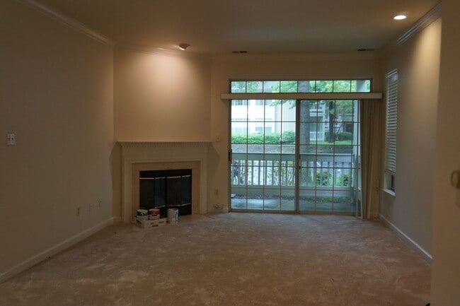 10824 Antigua Terrace in North Bethesda, MD - Building Photo - Building Photo