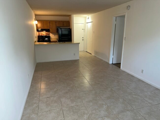 property at 2771 Riverside Dr