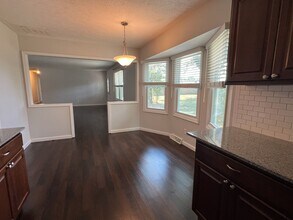 5235 Maryland Ave S in Springfield, MO - Building Photo - Building Photo