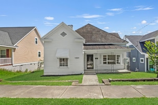 1031 Ash St in Macon, GA - Building Photo