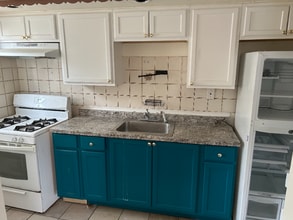 800 Glenwood Ave in Baltimore, MD - Building Photo - Building Photo