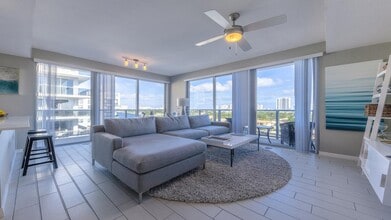 Emera Port Royale in Fort Lauderdale, FL - Building Photo - Building Photo