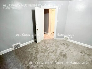 3417 Bosworth Rd in Cleveland, OH - Building Photo - Building Photo
