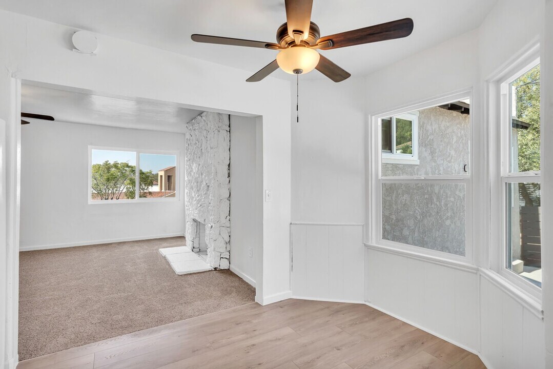 7901 Hillside Dr-Unit -Unit B in La Mesa, CA - Building Photo