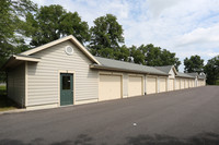 Willow Stream Apartments North in Liverpool, NY - Building Photo - Building Photo