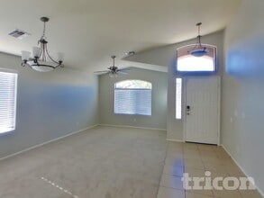 2111 S 160th Ln in Goodyear, AZ - Building Photo - Building Photo