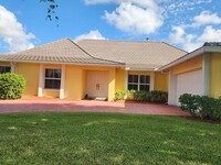 2099 Greenview Cove Dr in Wellington, FL - Building Photo - Building Photo