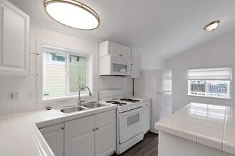 149 1st Ave in Pacifica, CA - Building Photo - Building Photo