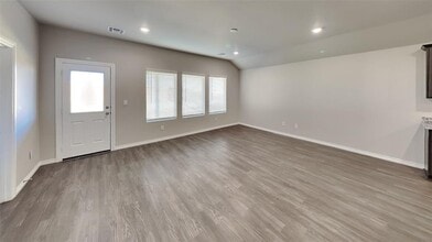 12541 Bending Brk Dr in Piedmont, OK - Foto de edificio - Building Photo