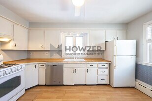 19 Illinois St in New Bedford, MA - Building Photo