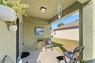 242 E Main St in Haines City, FL - Building Photo - Building Photo