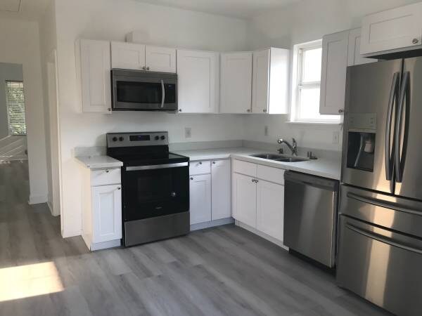 1105 E 18th St-Unit -1 in Los Angeles, CA - Building Photo - Building Photo