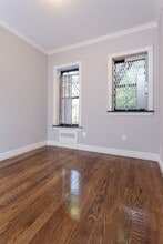 309 W 97th St in New York, NY - Foto de edificio - Building Photo