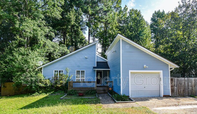 5920 Dalton Rd in Fayetteville, NC - Building Photo